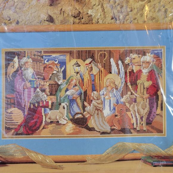 Bucilla Nativity Cross Stitch Kit 15"x8" by Nancy Rossi - Sealed 1995 - Picture 2 of 9